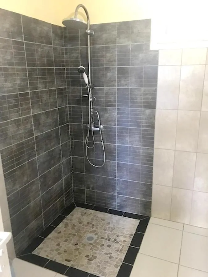 Appartement Avec Vue Sur La Mer A Le Marin Climatise 80 M²